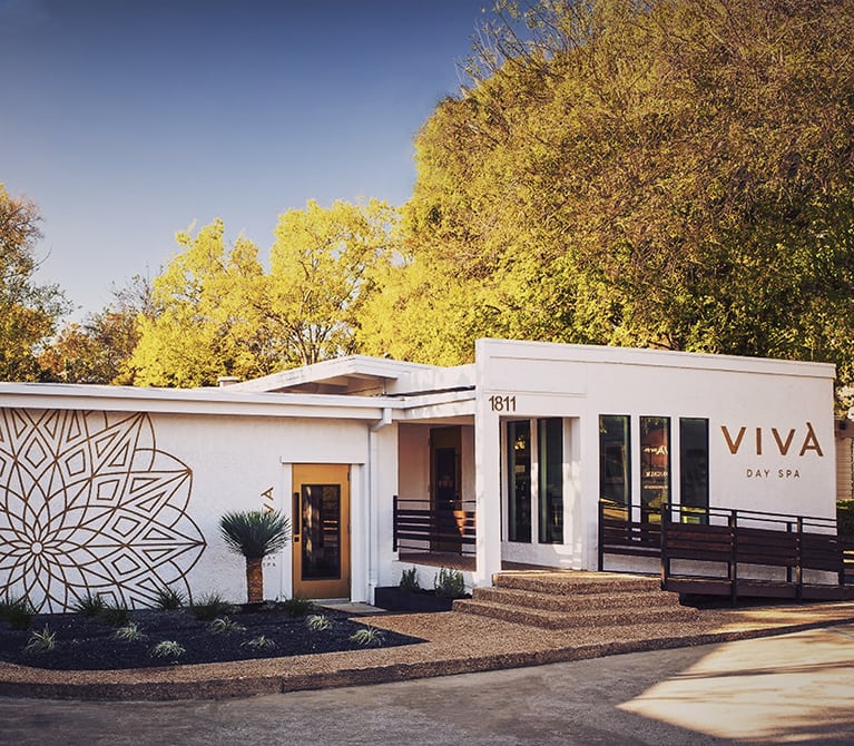 Front facade of Viva Day Spa + Med Spa | 35th located at 1811 35th Street in Austin, Texas